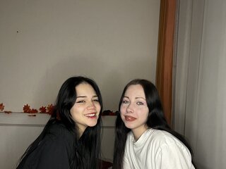 Adult live ElwineAndPetra